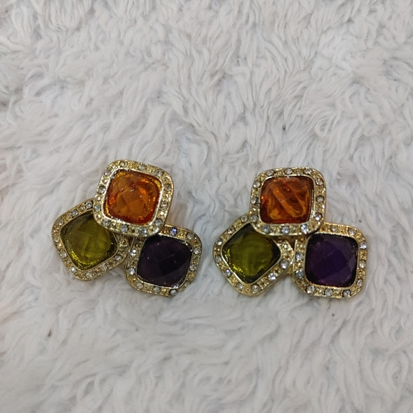 Fashion Earrings pierced - Picture 1 of 6